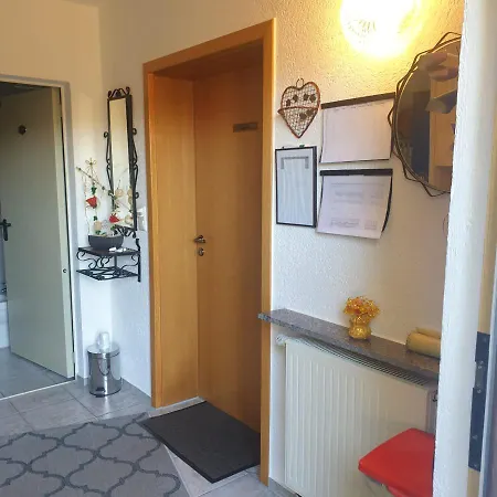 Kaiser Apartment *