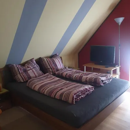Kaiser Apartment *