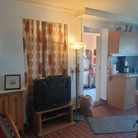 Kaiser Apartment *